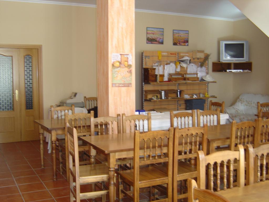 Hostal D'Ernes Алкала дел Хукар Екстериор снимка