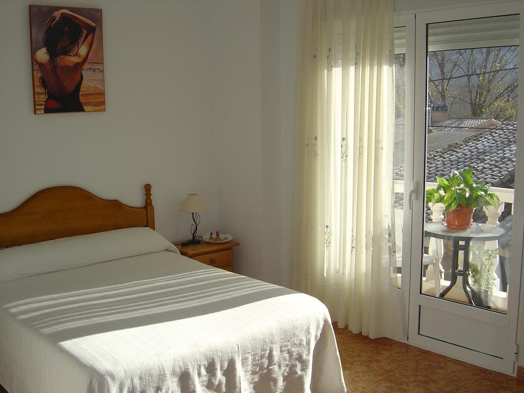 Hostal D'Ernes Алкала дел Хукар Стая снимка